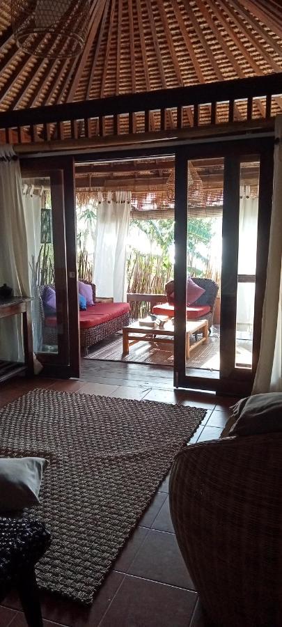 מלון Gili Gede Tanjungan מראה חיצוני תמונה